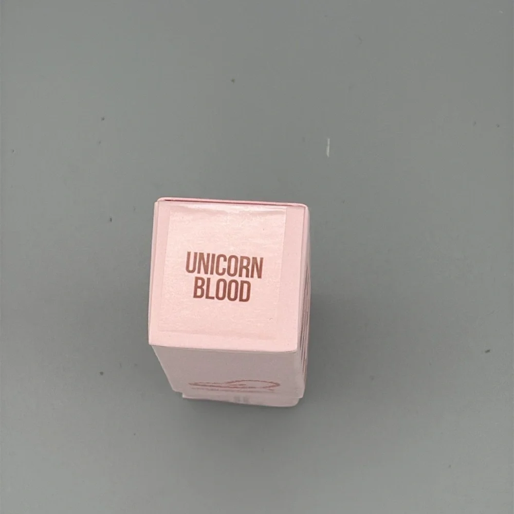 Jeffree Star UNICORN BLOOD velvet trap lipstick